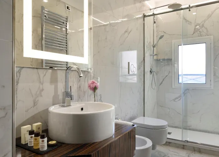 Le Boutique Hotel 4*