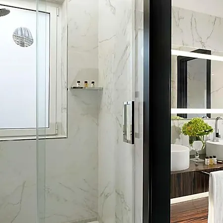 Le Boutique Hotel 4*