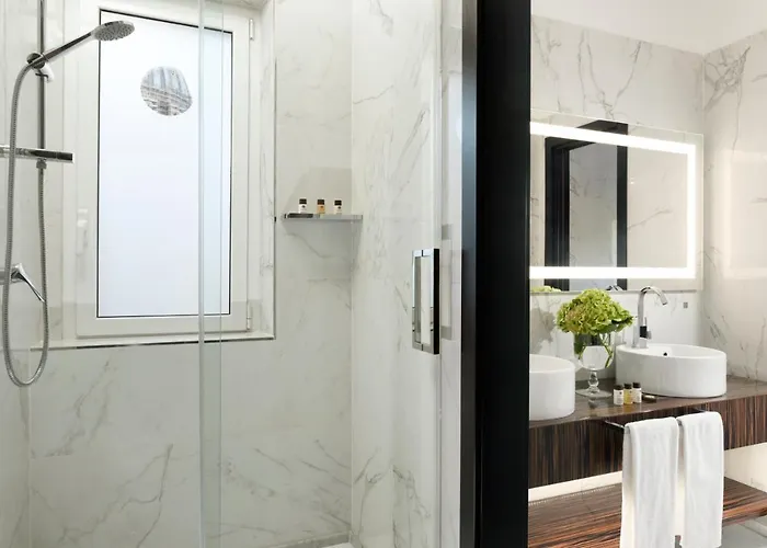 Le Boutique Hotel 4*